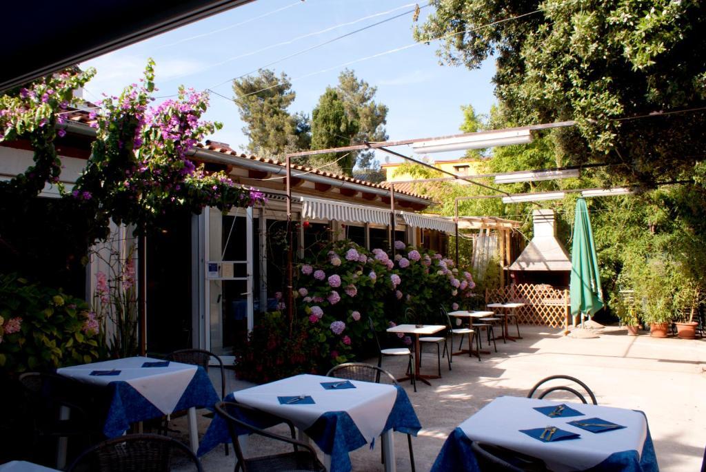 Pansion Ana Hotell Mali Lošinj Exteriör bild
