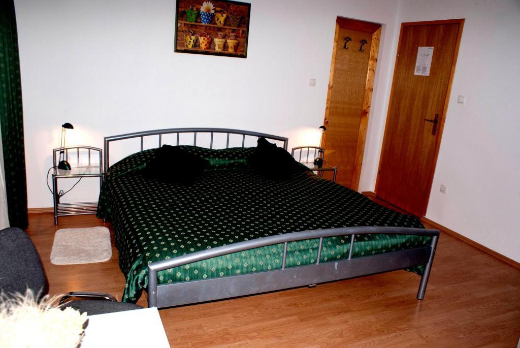 Pansion Ana Hotell Mali Lošinj Rum bild