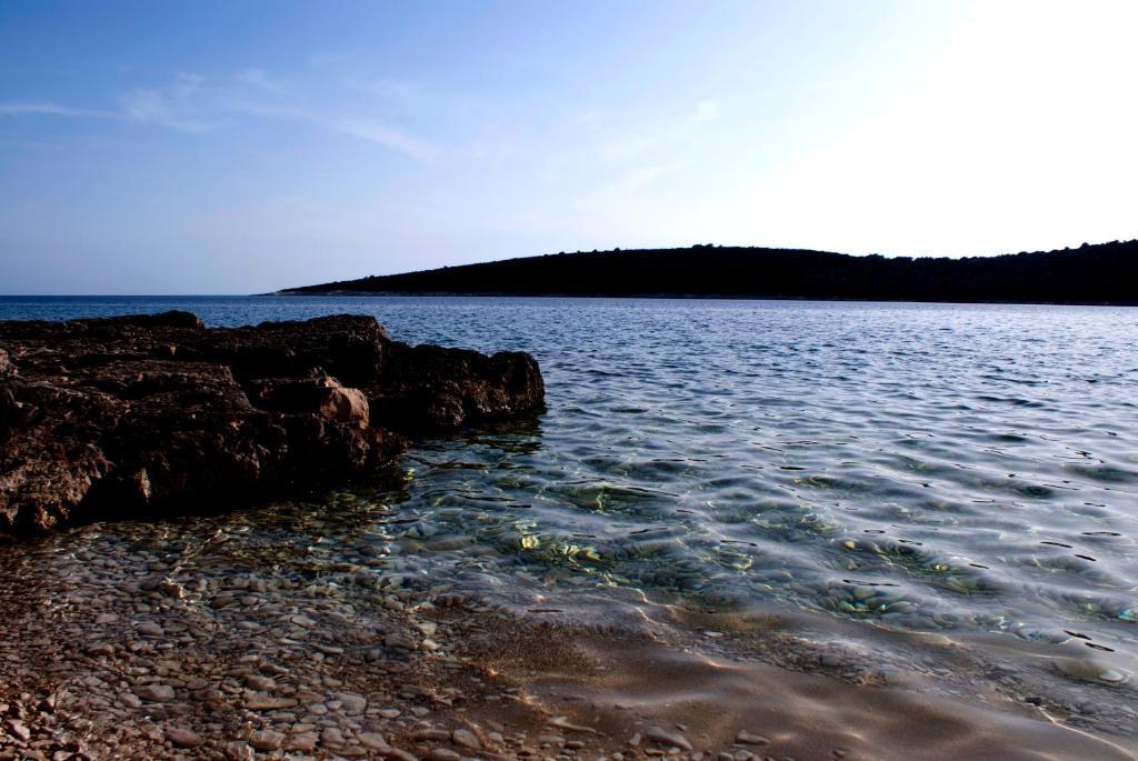 Pansion Ana Hotell Mali Lošinj Exteriör bild