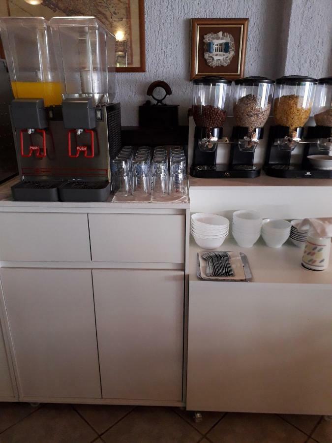 Pansion Ana Hotell Mali Lošinj Exteriör bild